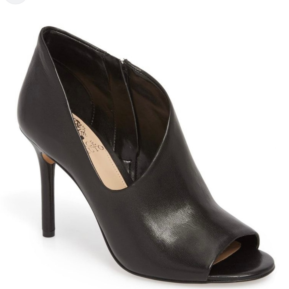 Brand New! Vince Camuto Careeta pumps black size 10